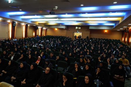 از پذیرش ۲۲۷ مقاله در همایش «زیستن باکیفیت از منظر روانشناسی» تا همکاری دانشجویان با صنعت