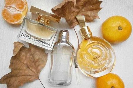 بهترین عطرهای پاییزی زنانه 1403 رایحه‌ای گرم و دلنشین برای فصل سرد