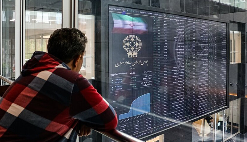 پیش‌بینی خوش‌بینانه یک کارشناس از بازار سهام/ اکبرپور: بورس هنوز جا برای رشد دارد