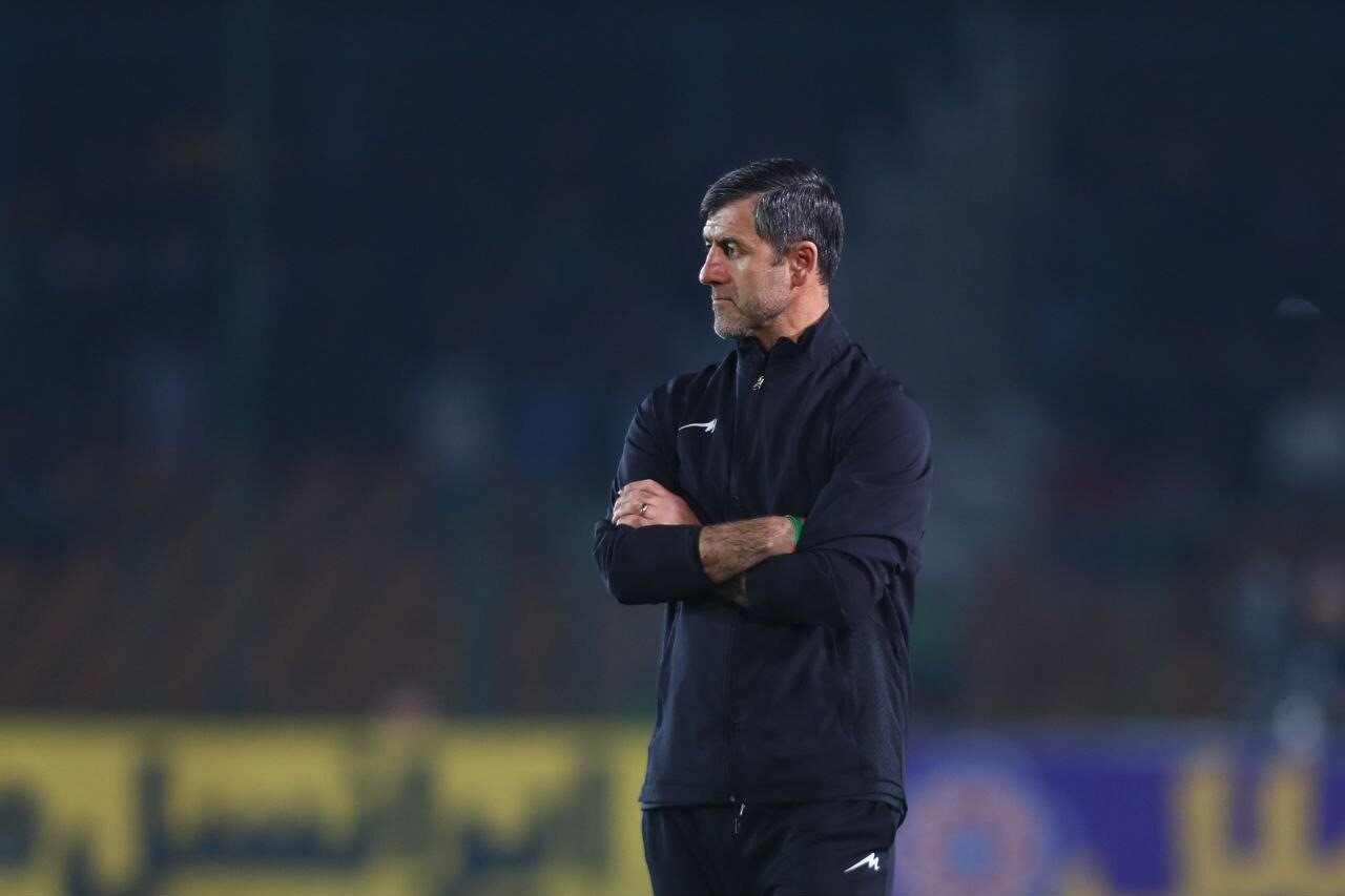 پرسپولیس حمایت کریم باقری از تتلو/واکنش مربی پرسپولیس به قهرمانی تراکتور
