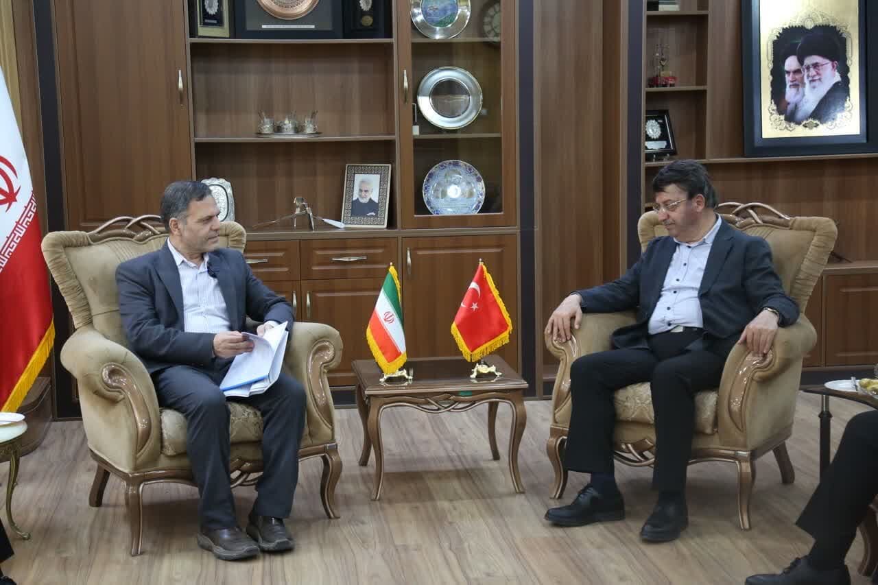 زنجان افزایش تجارت ایران و ترکیه به ۳۰ میلیارد دلار؛ زنجان نقشآفرین میشود
