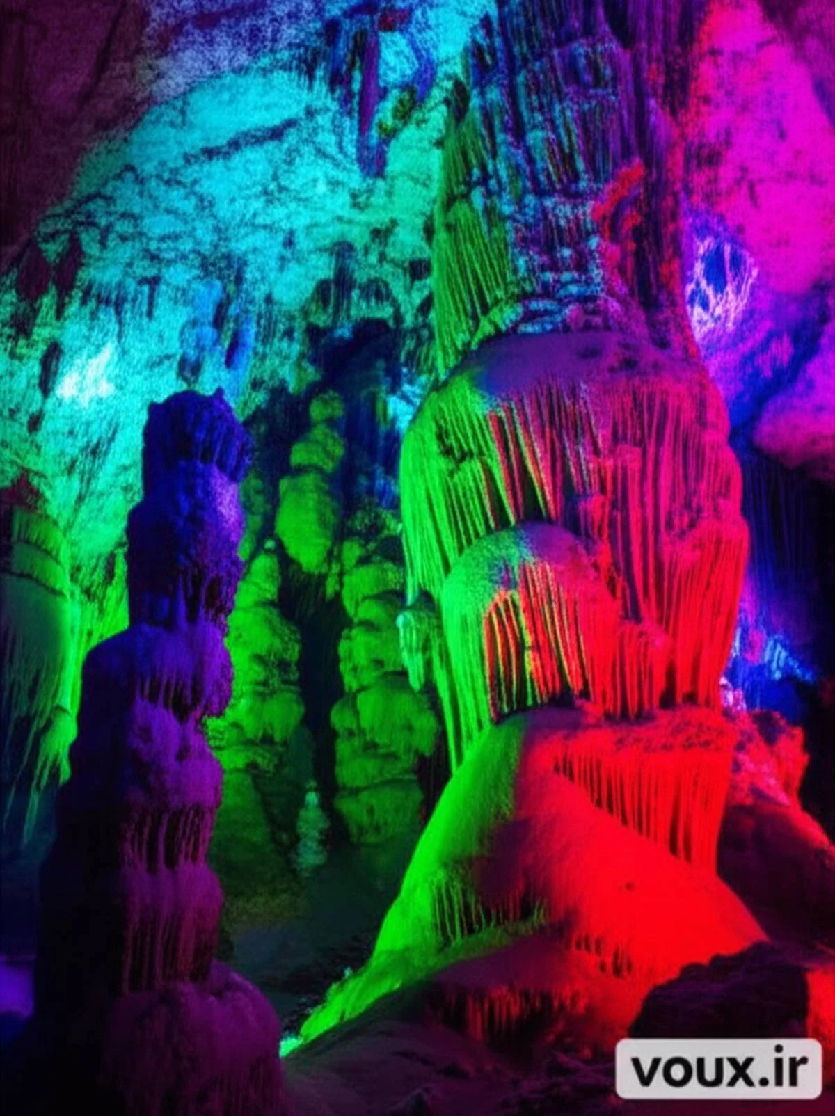 غار رید فلوت چین Reed Flute Cave